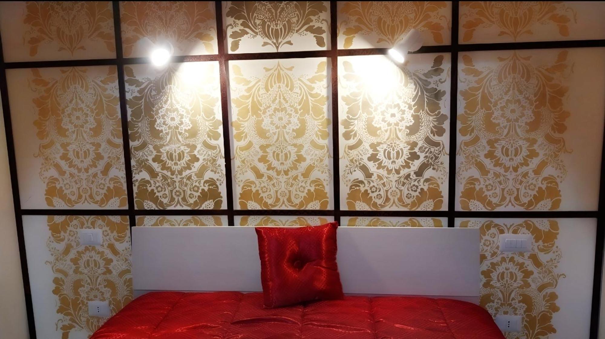 Casa Vacanza La Maison De Losyram Art 萨莱诺 外观 照片